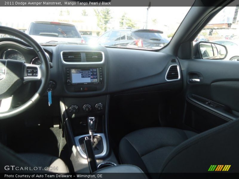 Mango Tango Pearl / Black 2011 Dodge Avenger Mainstreet
