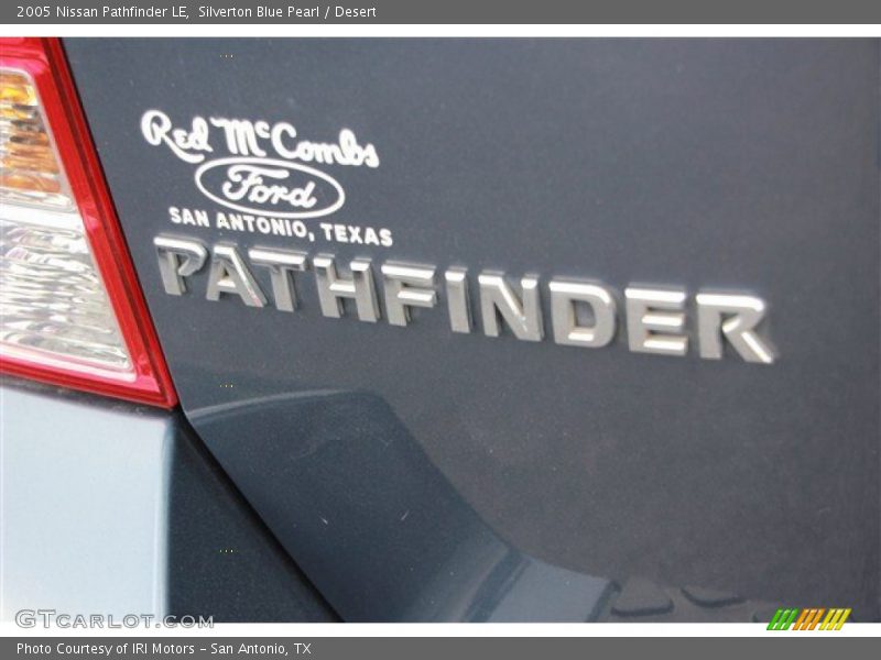 Silverton Blue Pearl / Desert 2005 Nissan Pathfinder LE