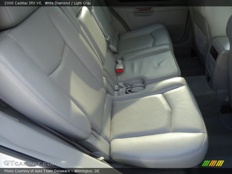 White Diamond / Light Gray 2006 Cadillac SRX V6