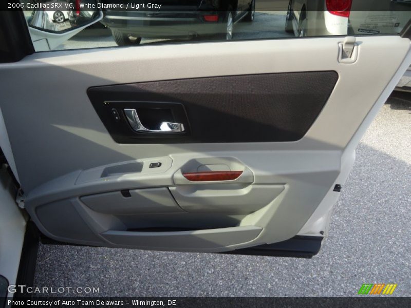 White Diamond / Light Gray 2006 Cadillac SRX V6