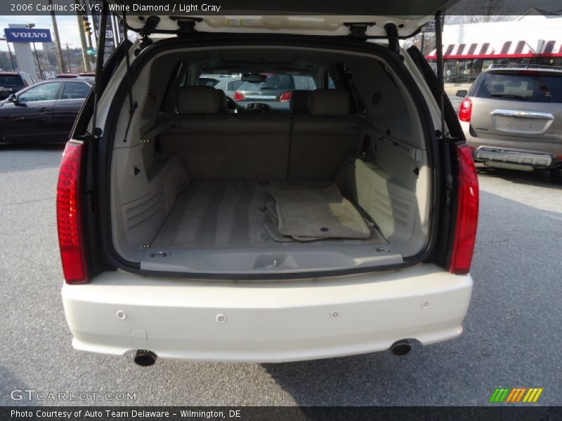 White Diamond / Light Gray 2006 Cadillac SRX V6