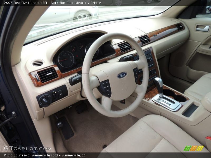 Pebble Interior - 2007 Five Hundred SEL 