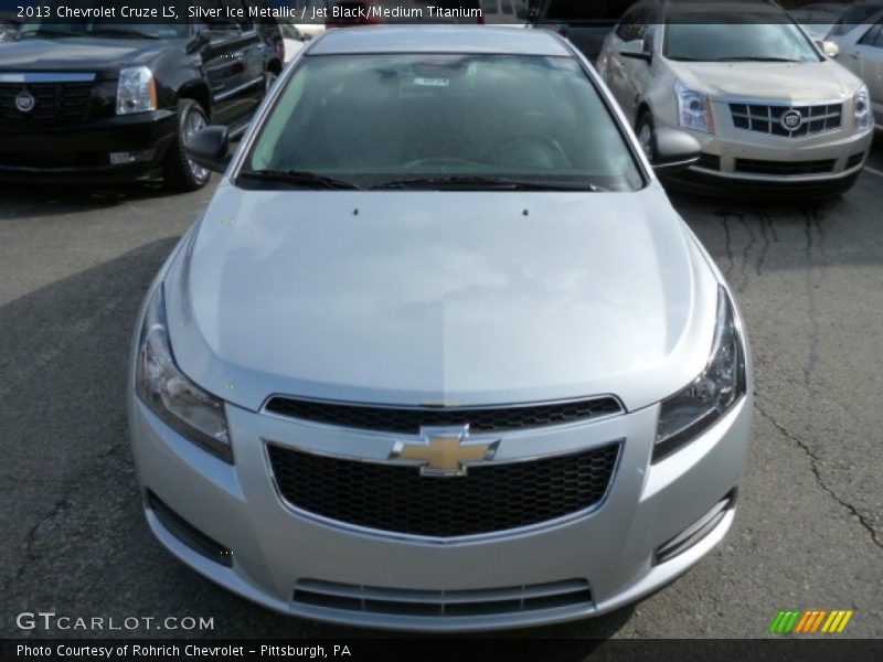 Silver Ice Metallic / Jet Black/Medium Titanium 2013 Chevrolet Cruze LS