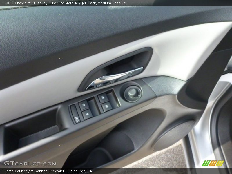 Silver Ice Metallic / Jet Black/Medium Titanium 2013 Chevrolet Cruze LS