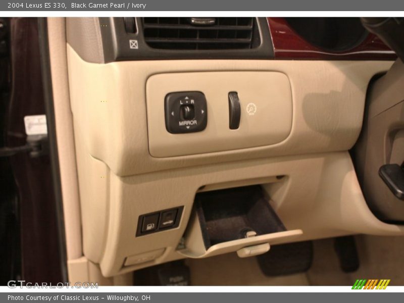Black Garnet Pearl / Ivory 2004 Lexus ES 330