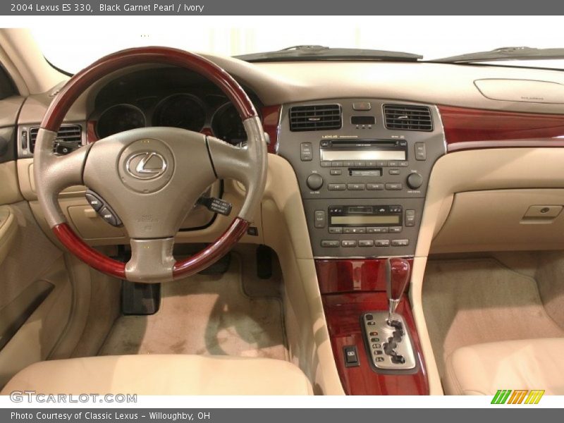 Dashboard of 2004 ES 330