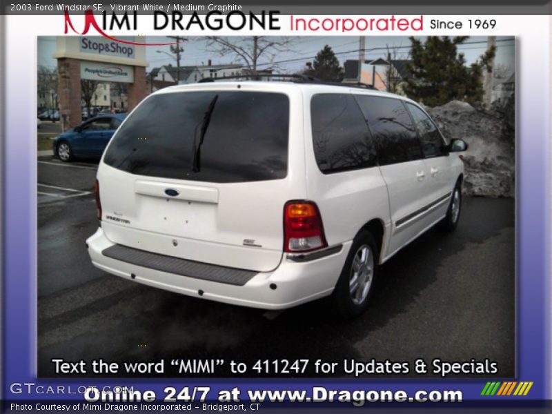 Vibrant White / Medium Graphite 2003 Ford Windstar SE