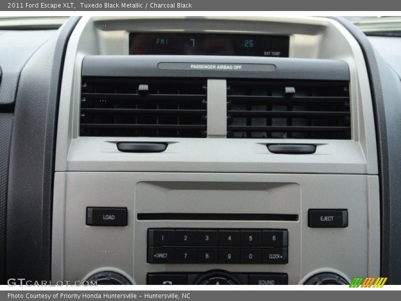 Tuxedo Black Metallic / Charcoal Black 2011 Ford Escape XLT