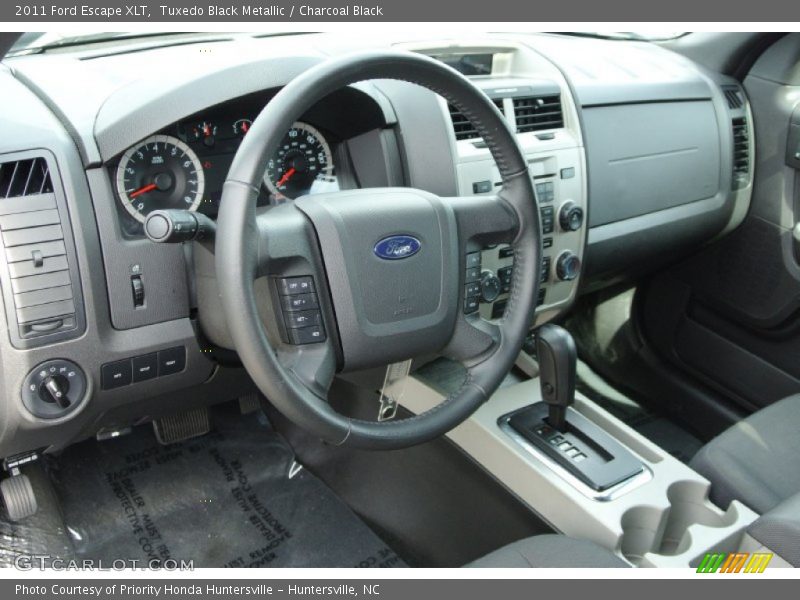 Tuxedo Black Metallic / Charcoal Black 2011 Ford Escape XLT