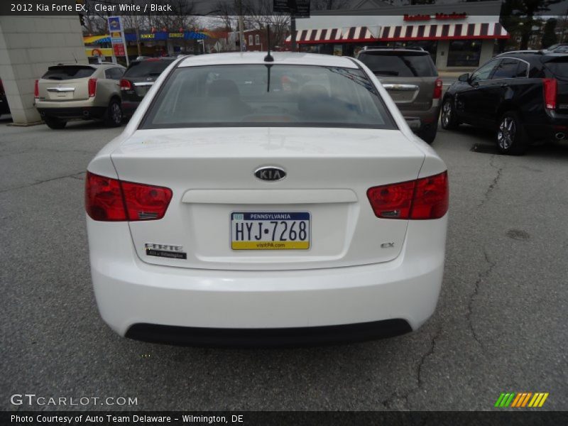 Clear White / Black 2012 Kia Forte EX