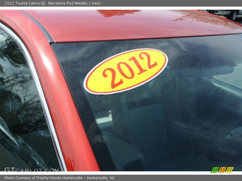 Barcelona Red Metallic / Ivory 2012 Toyota Camry LE