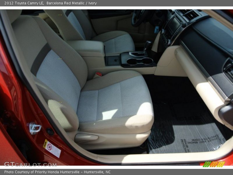 Barcelona Red Metallic / Ivory 2012 Toyota Camry LE