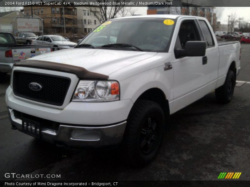 Medium Wedgewood Blue Metallic / Medium/Dark Flint 2004 Ford F150 XLT SuperCab 4x4
