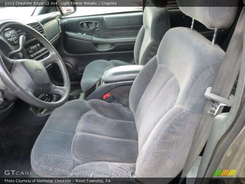Light Pewter Metallic / Graphite 2001 Chevrolet Blazer LS 4x4