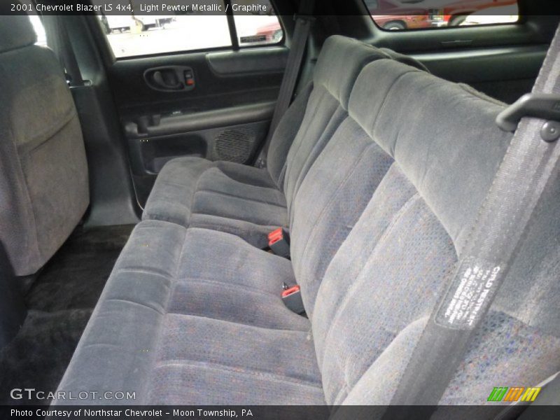 Light Pewter Metallic / Graphite 2001 Chevrolet Blazer LS 4x4