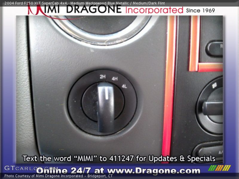 Medium Wedgewood Blue Metallic / Medium/Dark Flint 2004 Ford F150 XLT SuperCab 4x4