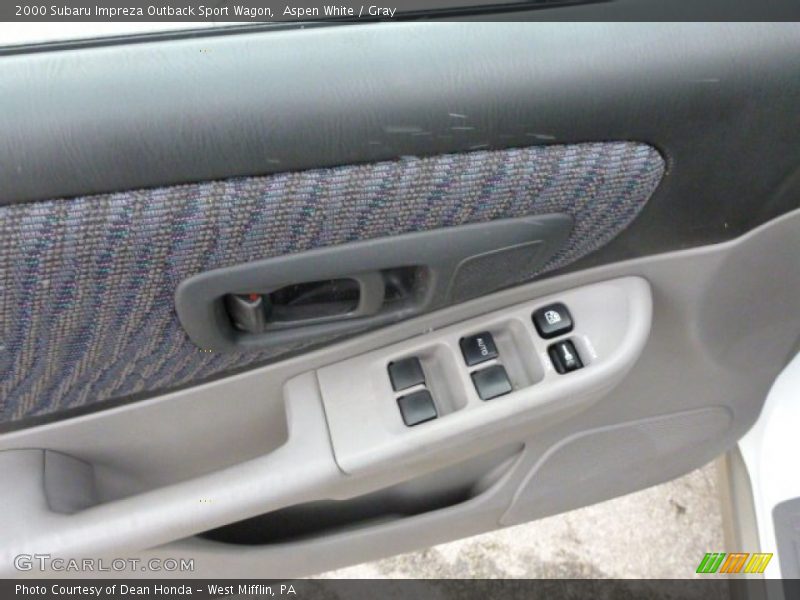 Aspen White / Gray 2000 Subaru Impreza Outback Sport Wagon