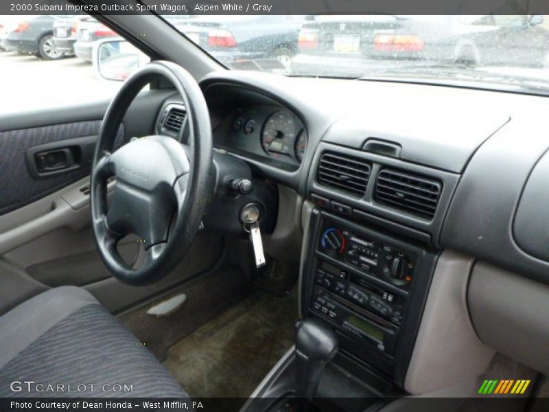 Aspen White / Gray 2000 Subaru Impreza Outback Sport Wagon