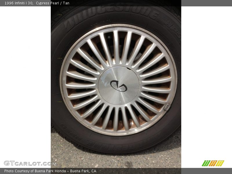 Cypress Pearl / Tan 1996 Infiniti I 30