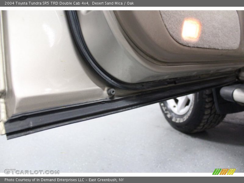 Desert Sand Mica / Oak 2004 Toyota Tundra SR5 TRD Double Cab 4x4