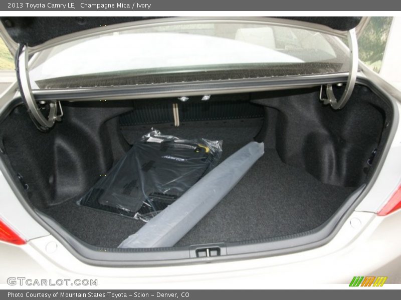 Champagne Mica / Ivory 2013 Toyota Camry LE