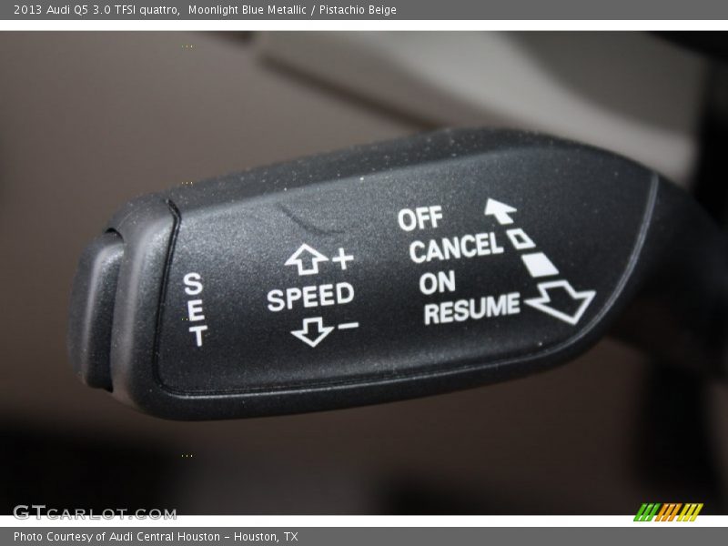 Moonlight Blue Metallic / Pistachio Beige 2013 Audi Q5 3.0 TFSI quattro