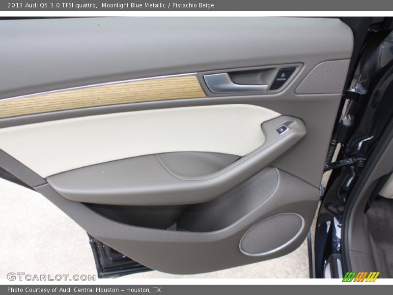 Moonlight Blue Metallic / Pistachio Beige 2013 Audi Q5 3.0 TFSI quattro