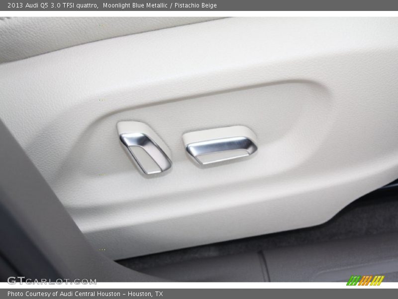 Moonlight Blue Metallic / Pistachio Beige 2013 Audi Q5 3.0 TFSI quattro