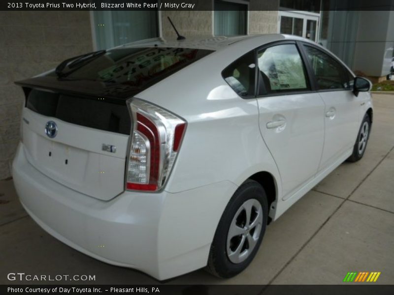 Blizzard White Pearl / Misty Gray 2013 Toyota Prius Two Hybrid
