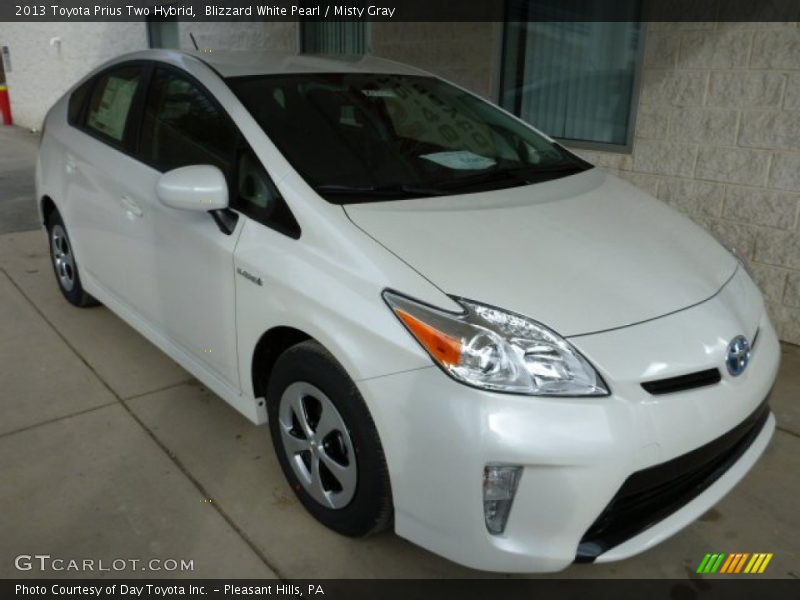 Blizzard White Pearl / Misty Gray 2013 Toyota Prius Two Hybrid