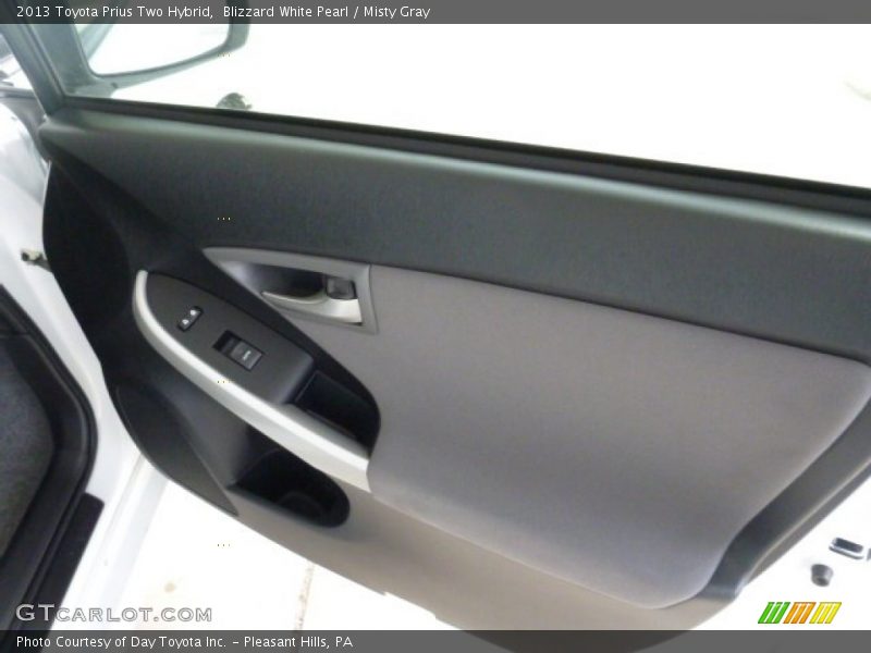Blizzard White Pearl / Misty Gray 2013 Toyota Prius Two Hybrid