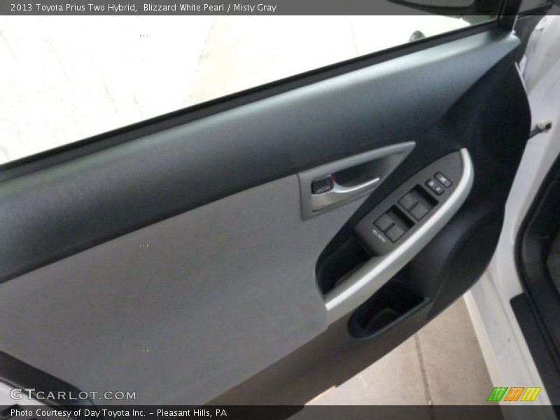 Blizzard White Pearl / Misty Gray 2013 Toyota Prius Two Hybrid