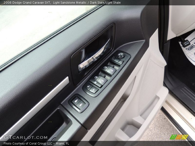 Light Sandstone Metallic / Dark Slate/Light Shale 2008 Dodge Grand Caravan SXT