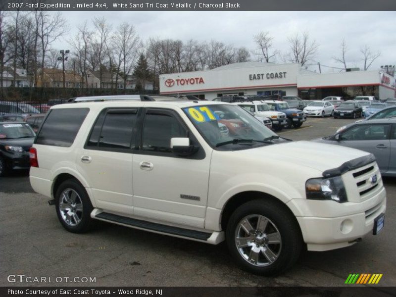 White Sand Tri Coat Metallic / Charcoal Black 2007 Ford Expedition Limited 4x4