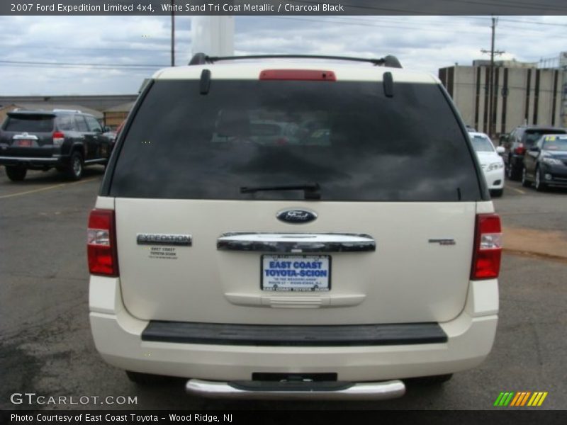 White Sand Tri Coat Metallic / Charcoal Black 2007 Ford Expedition Limited 4x4