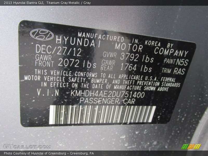 Titanium Gray Metallic / Gray 2013 Hyundai Elantra GLS