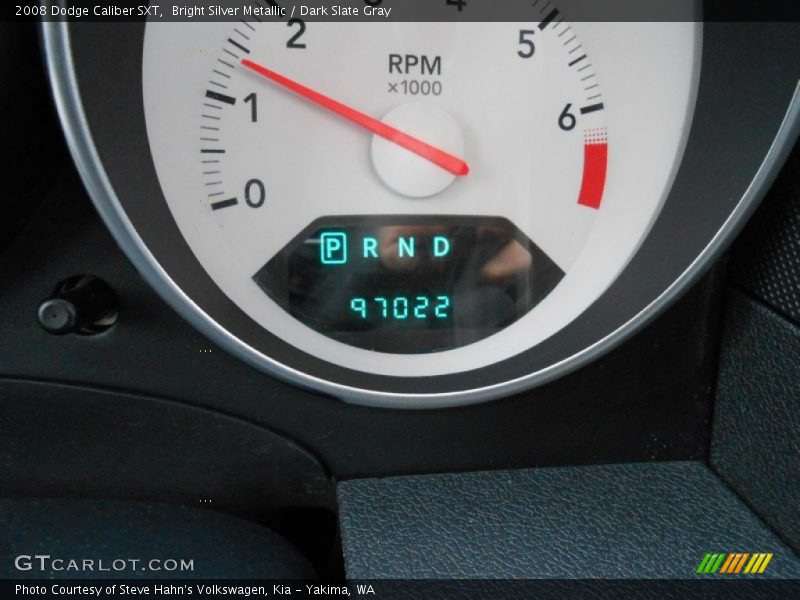 Bright Silver Metallic / Dark Slate Gray 2008 Dodge Caliber SXT