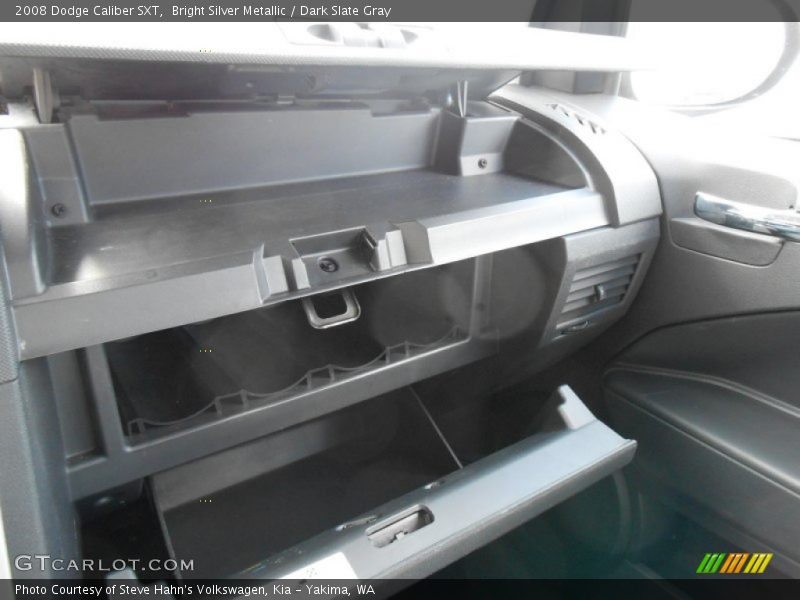 Bright Silver Metallic / Dark Slate Gray 2008 Dodge Caliber SXT