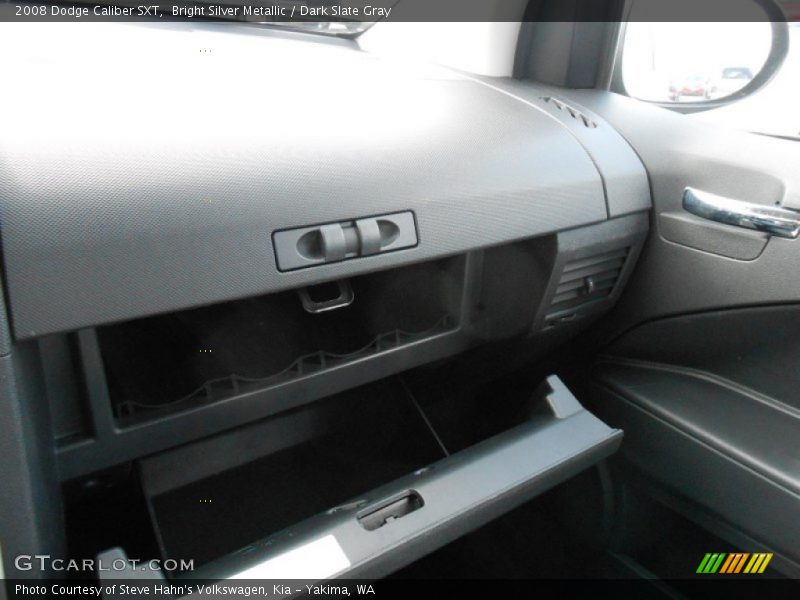 Bright Silver Metallic / Dark Slate Gray 2008 Dodge Caliber SXT