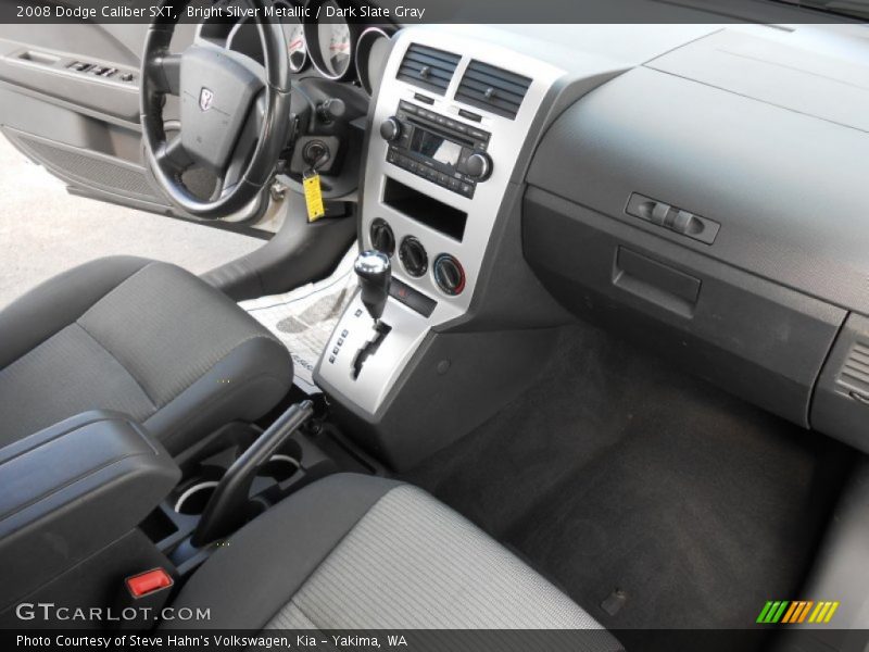 Bright Silver Metallic / Dark Slate Gray 2008 Dodge Caliber SXT