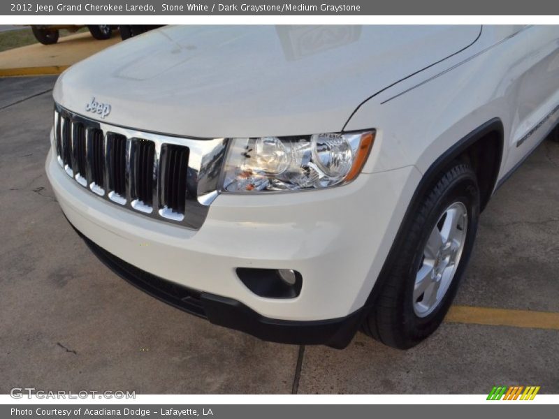 Stone White / Dark Graystone/Medium Graystone 2012 Jeep Grand Cherokee Laredo
