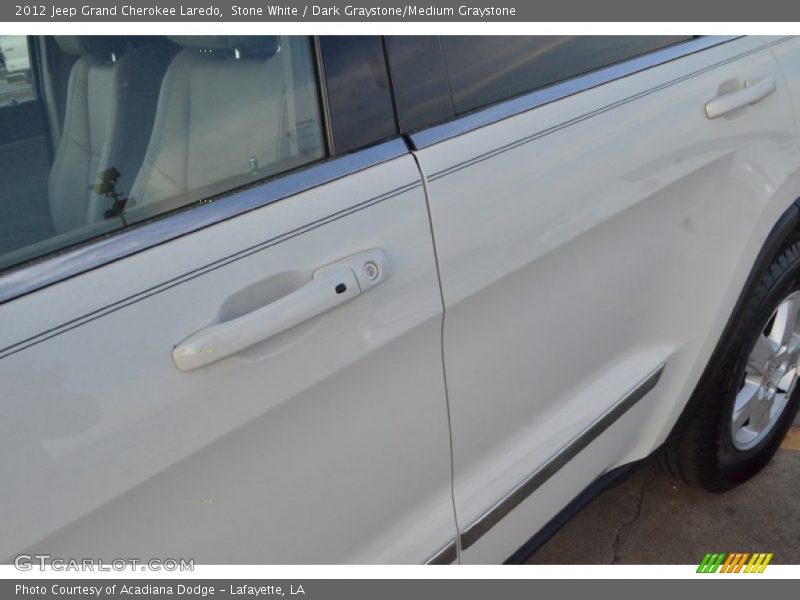Stone White / Dark Graystone/Medium Graystone 2012 Jeep Grand Cherokee Laredo