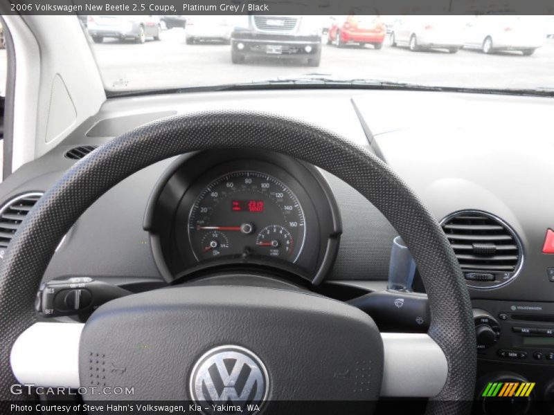 Platinum Grey / Black 2006 Volkswagen New Beetle 2.5 Coupe