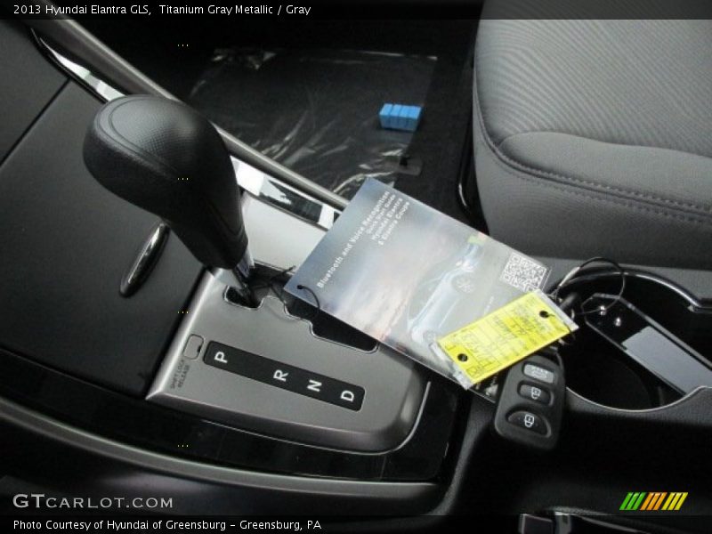 Titanium Gray Metallic / Gray 2013 Hyundai Elantra GLS