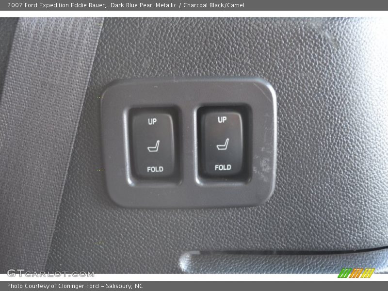 Dark Blue Pearl Metallic / Charcoal Black/Camel 2007 Ford Expedition Eddie Bauer