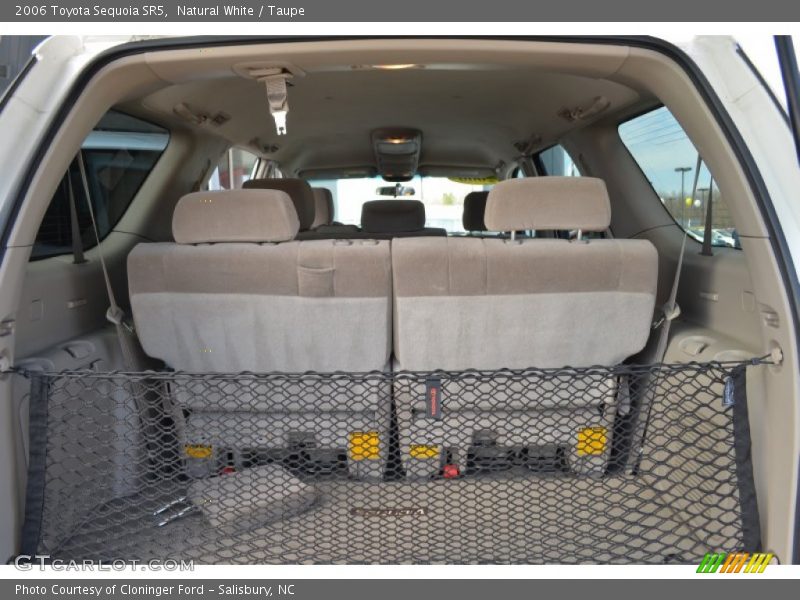 Natural White / Taupe 2006 Toyota Sequoia SR5