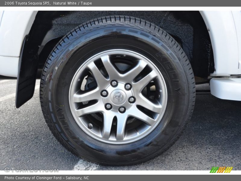 Natural White / Taupe 2006 Toyota Sequoia SR5