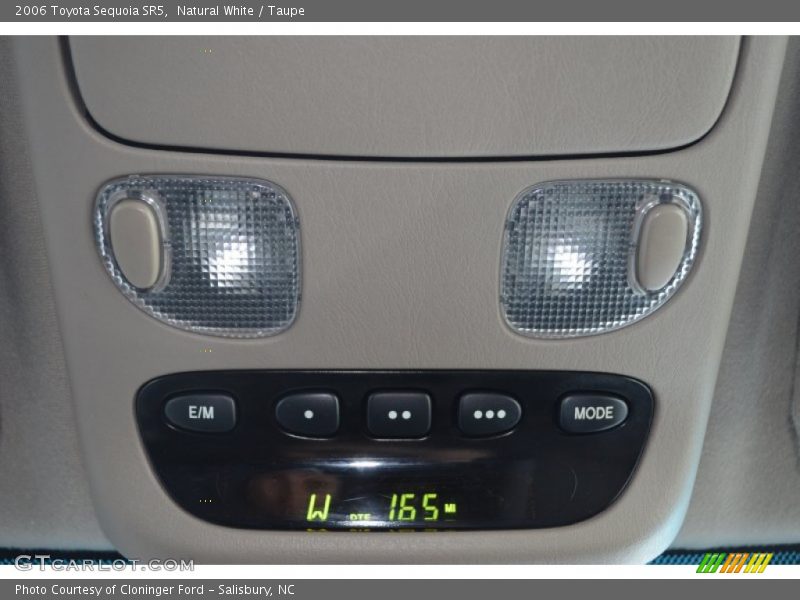 Natural White / Taupe 2006 Toyota Sequoia SR5