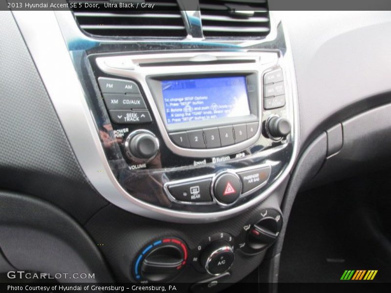 Controls of 2013 Accent SE 5 Door