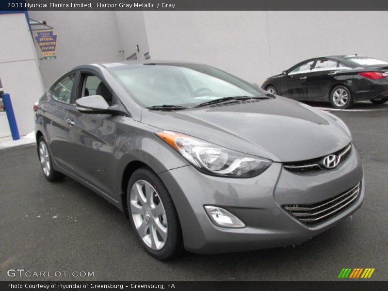 Front 3/4 View of 2013 Elantra Limited